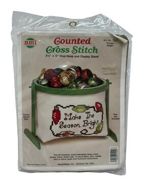 Vintage *NEW* NMI NEEDLEMAGIC Make The Season Bright Counted Cross Stitch Kit
